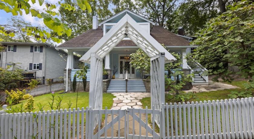 Warm 3BR near park w patio & BBQ