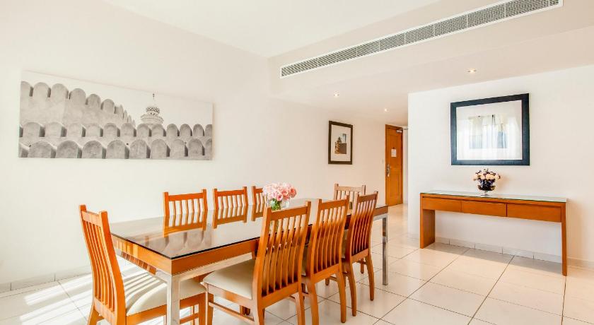 Image of Three-Bedroom Apartment - Deluxe - Golden Sands 10 6