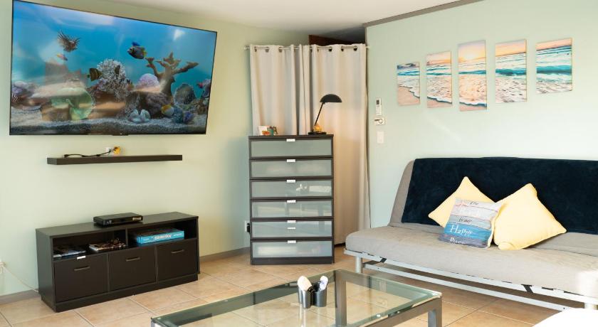 エンシニタス (CA) * - The Leucadia Beach Grotto - * An Encinitas Gem 5つ星 宿泊施設 プール