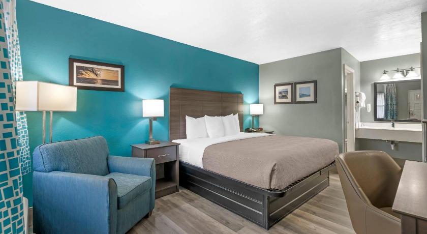 Image of 1 King Bed, Nonsmoking 0