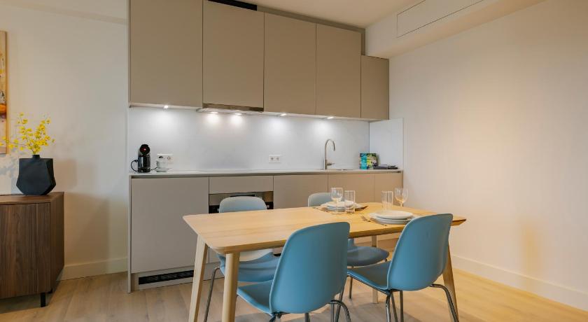 Image of Premium Apartment with Bay Windows 50m2 8