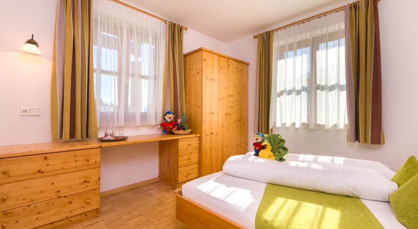 Image of Family Suite 1