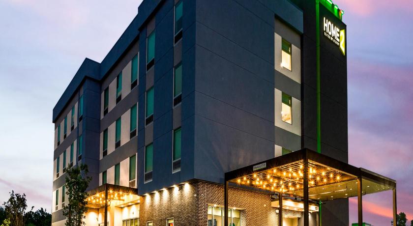 Fort Worth Home2 Suites by Hilton Fort Worth Arlington West 3-Star Accommodation lobby