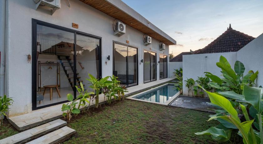 バリ Astana House Balangan 3つ星 ホテル 客室