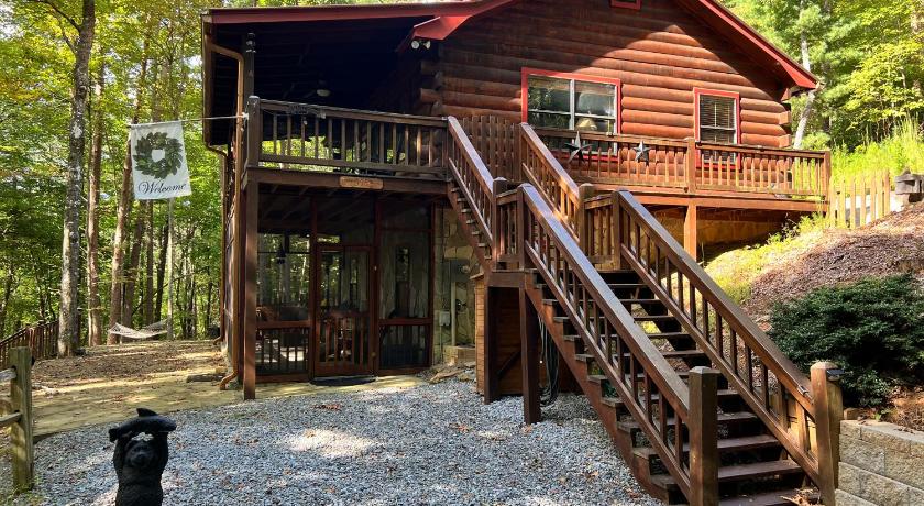 체리로그 Triple Nickel Cabin 4성급 숙소 로비