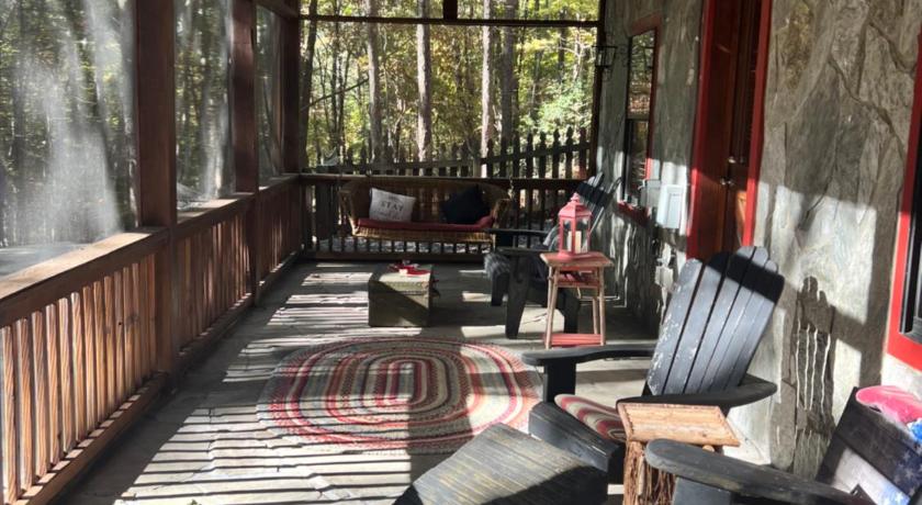 체리로그 Triple Nickel Cabin 4성급 숙소 외관