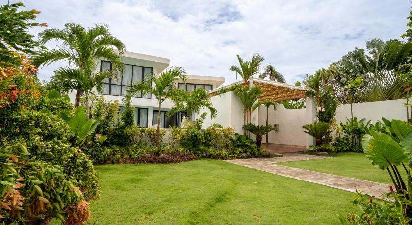 Villa Kalem Canggu by Nakula - image 11