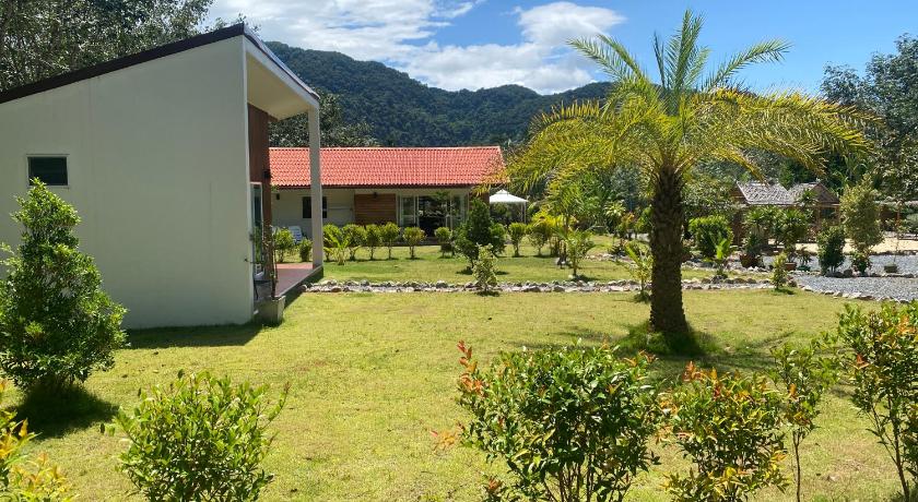 Phatthalung Noi’s Paradise Homestay 4-Star Guesthouse suite