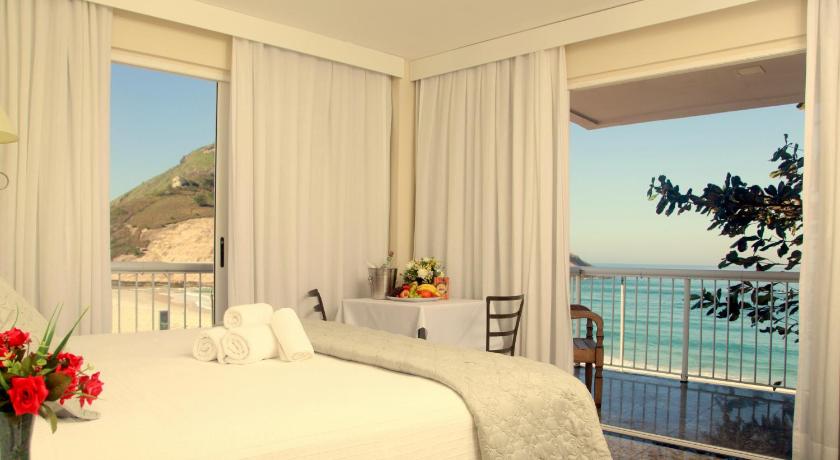 Image of Deluxe Double Room with Sea View 0