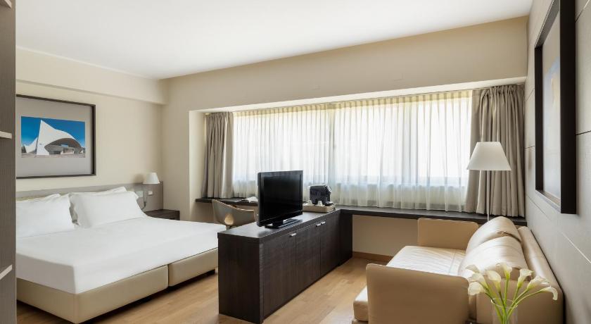 Image of Executive Double Room with Sofa Bed 0