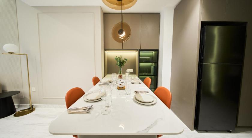 Eaton Residences KLCC by Plush - image 14
