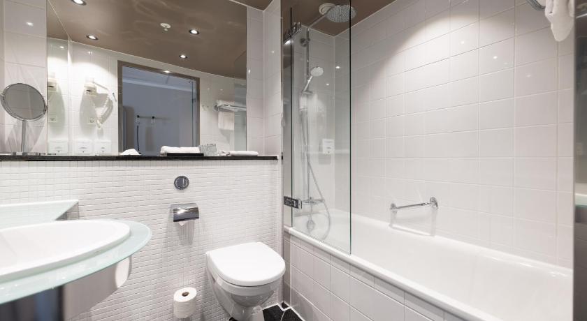 Image of Standard Double or Twin Room 10