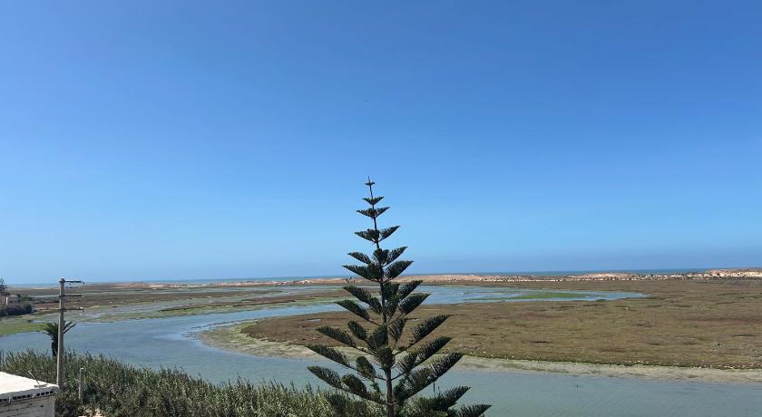 Vue imprenable sur la lagune d'eau, sejour agreable garantie