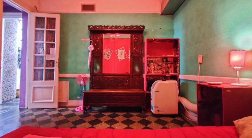 Image of Single Room 6