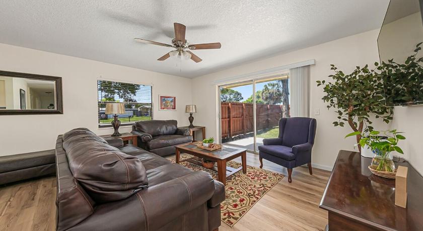 罗克莱奇 Cozy home near USSSA complex, Viera and Cruise Terminals! 4星级 住宿 套房