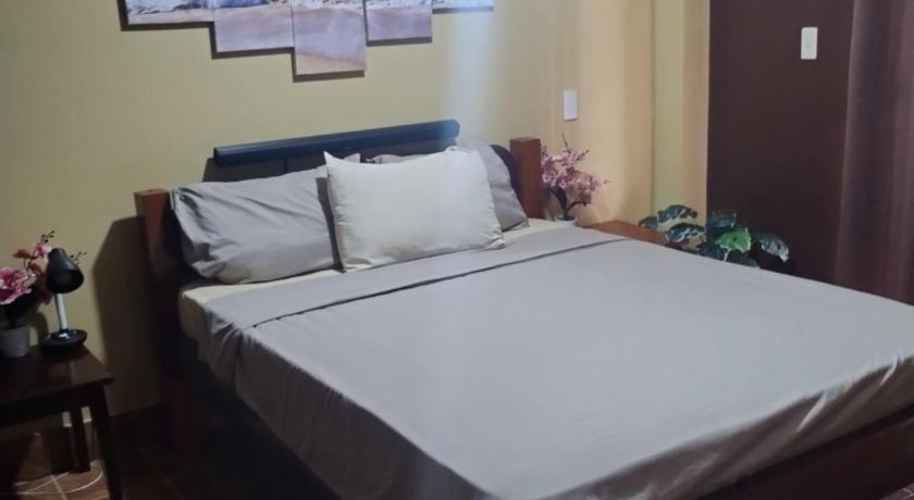 Image of Deluxe Double Room with Balcony and Sea View 7