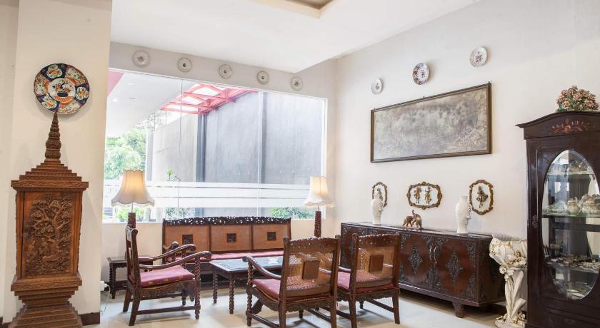 RedDoorz Near Trans Studio Mall 3 – Bandung, KY