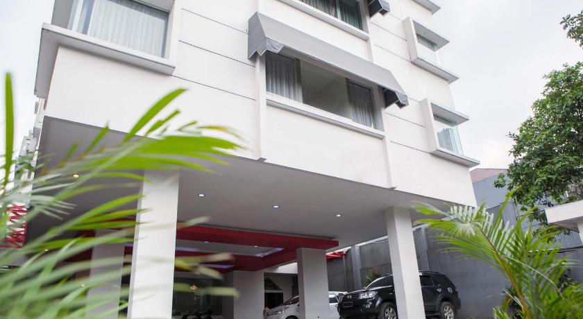 RedDoorz Near Trans Studio Mall 3 – Bandung, KY