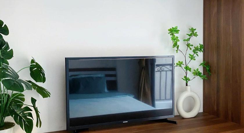 Hanoi Hera West Lake Apartment 3-Star Hotel exterior