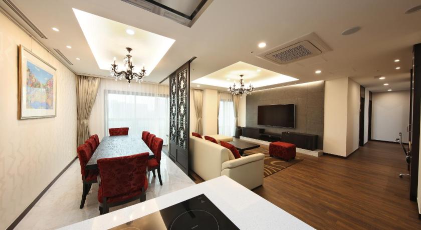 ソウル Orakai Insadong Suites 4つ星 ホテル 外観