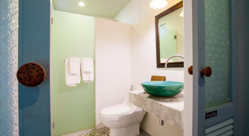 Image of Suite 2