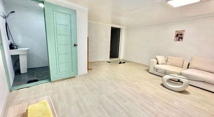 Incheon 경주펜션 Gyeongju Pension Hotel restaurant