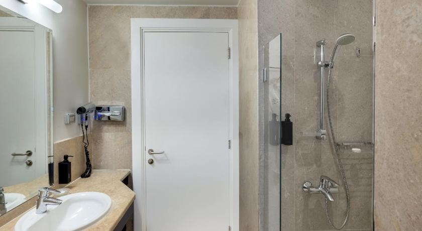 Image of One-Bedroom Apartment 2