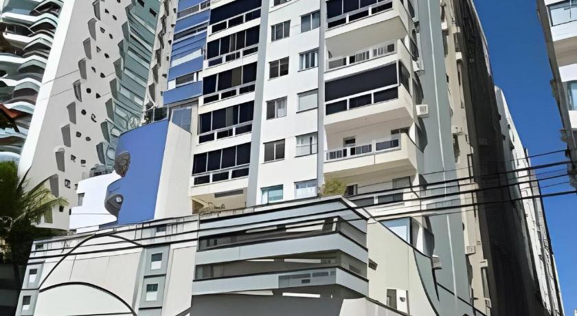 30m da PRAIA, Climatizado e Wi-Fi