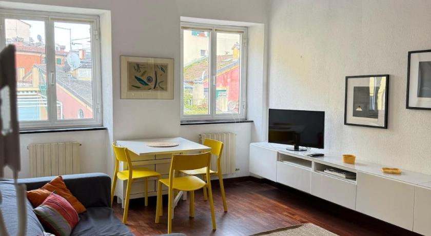 Xenia - 3 rooms apt in Via Tunisia