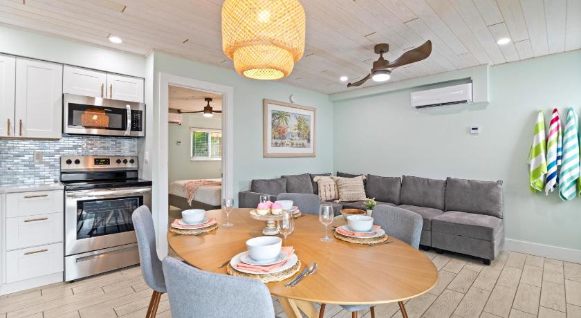 시에스타 키 (FL) Sea Foam - Pet Friendly, Located in Siesta Key Village, Steps to Siesta Key Beach! 3성급 숙소 외관