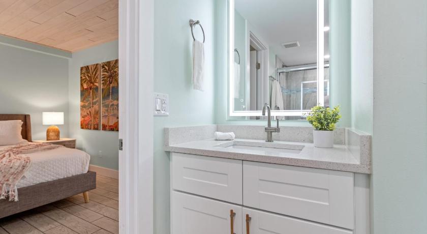 시에스타 키 (FL) Sea Foam - Pet Friendly, Located in Siesta Key Village, Steps to Siesta Key Beach! 3성급 숙소 스위트룸