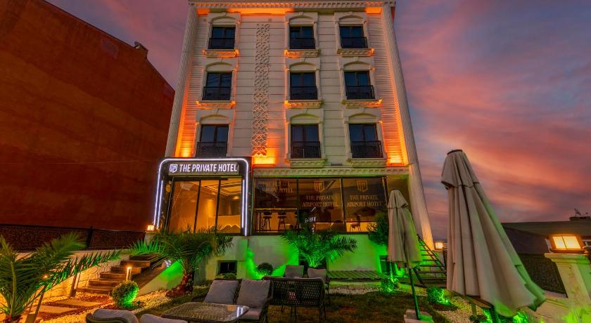The Private Airport Hotel - image 9