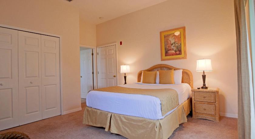Deluxe Apartment, Bahama Bay, Grand Bahama spacious 3-bedroom Penthouse near Disney in Orlando (FL)