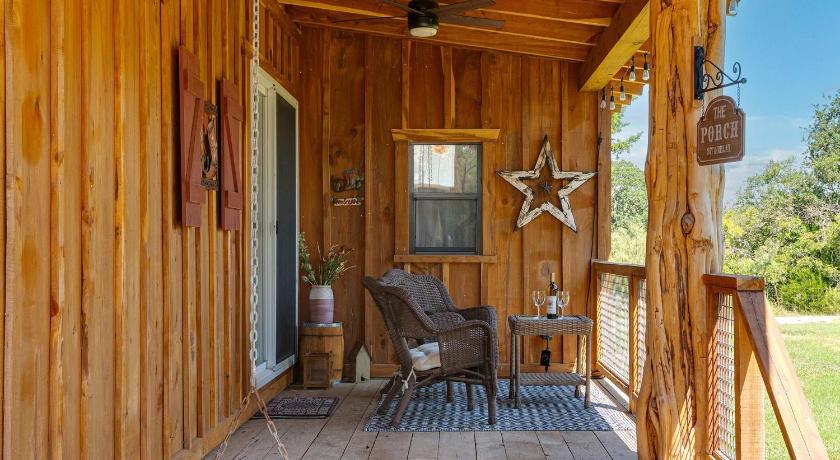 フレデリックスバーグ Texas Saw Mill Cabin - Hot Tub & 10 Mins to Main St 4つ星 宿泊施設 施設