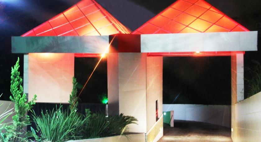 DOM Suites motel (Adult Only) — Hotel in Salvador