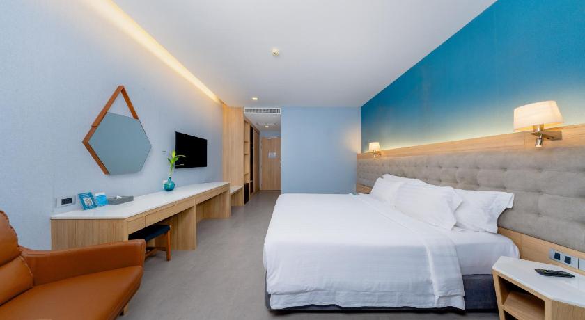 Image of Superior Room with Balcony 0