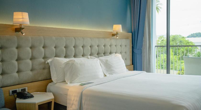 Image of Deluxe Balcony 1