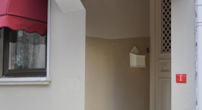 Hotel Taksim Home - image 14