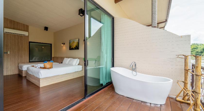 Image of Superior Room 2