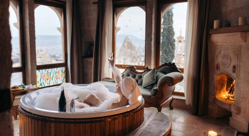 Sultan Cave Suites - main image