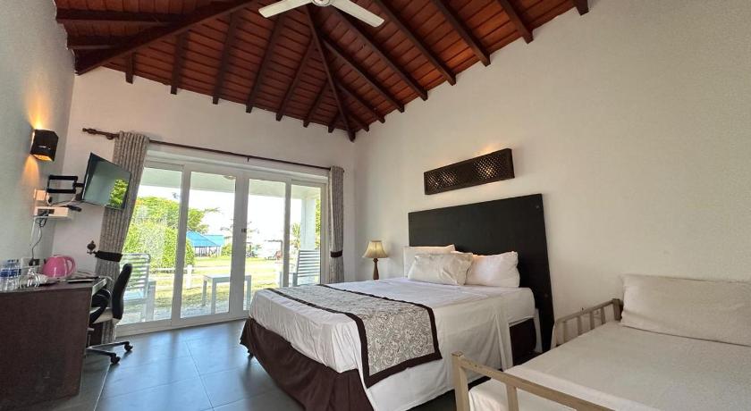 Amaluna Resort - image 11