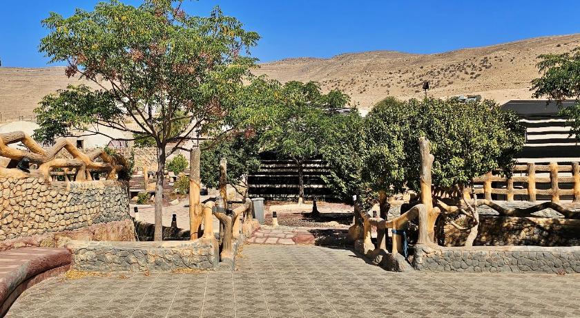 Imagem de Deluxe Double Cabin 7