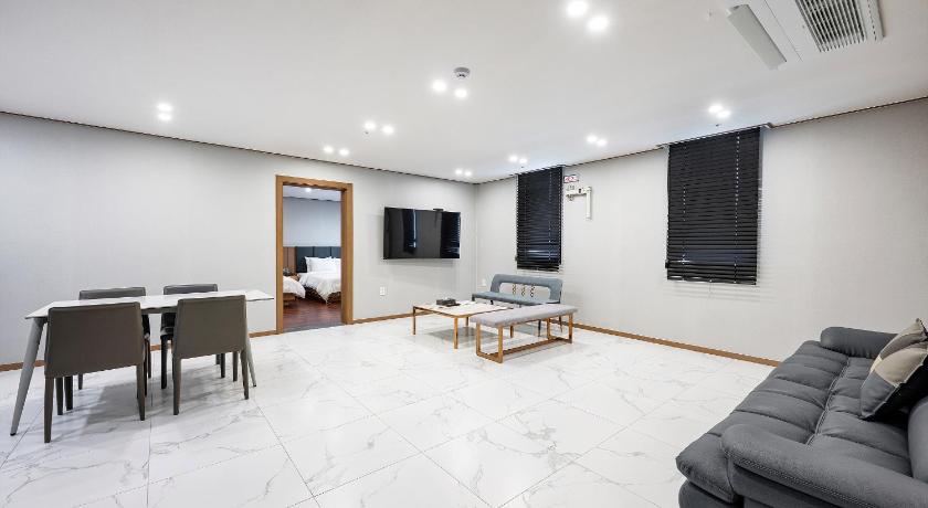 양산 양산 북정동 호텔 시그니처 (Yangsan Bukjeongdong Hotel Signature) 호텔 외관