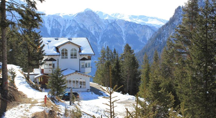 Haus Julia — Hotel in Spiss