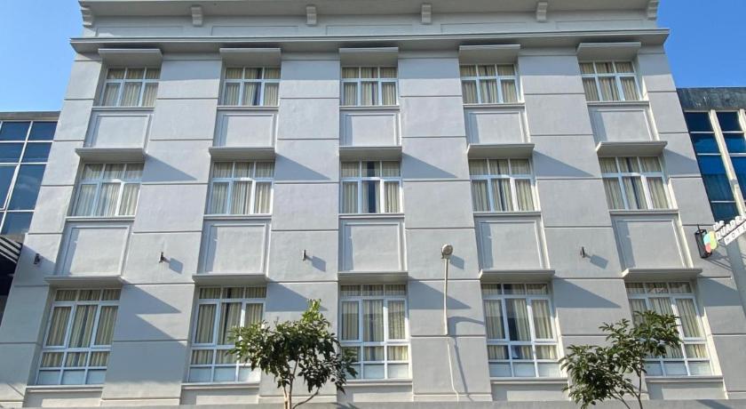 The Quadrant Hotel - image 33