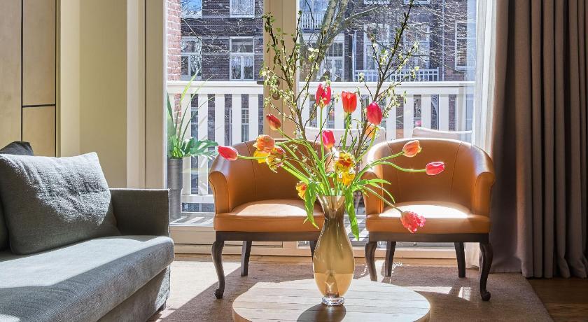 Image of Two-Bedroom Suite with Balcony 6