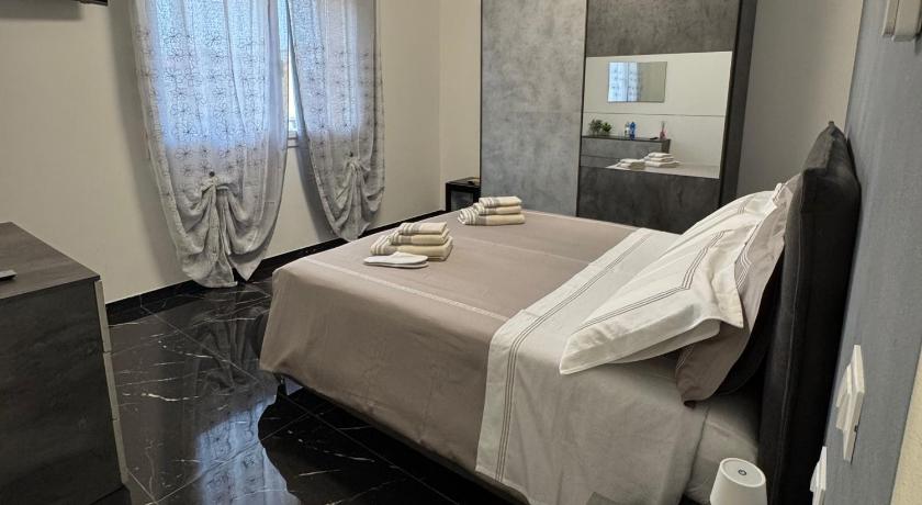 Aurora Rooms and Suite