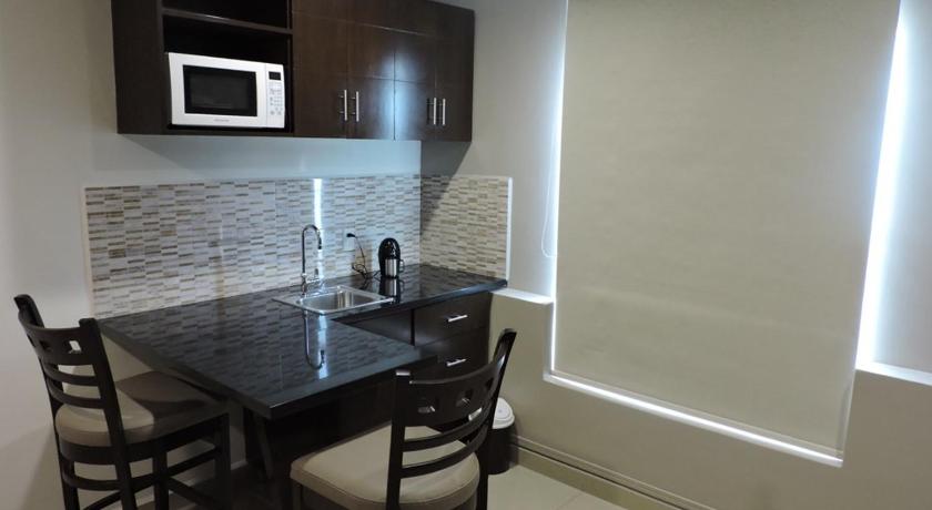 Suites Hamburgo — Hotel in Mexico City