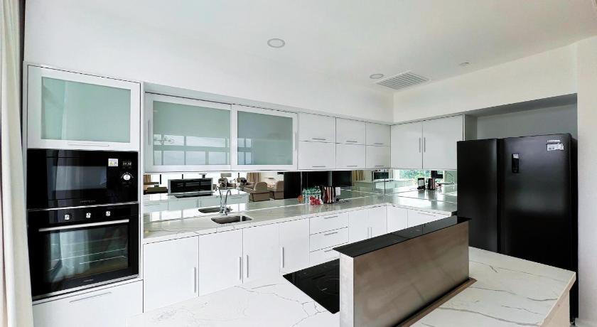 Lavanya Villa and Residence by Rimba Hill - image 30