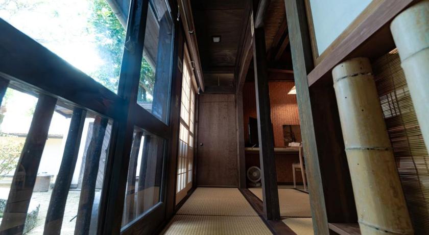 石垣 車で市街地近くの静かな田舎空間一沖縄古民家の宿 4星级 单人房 大堂